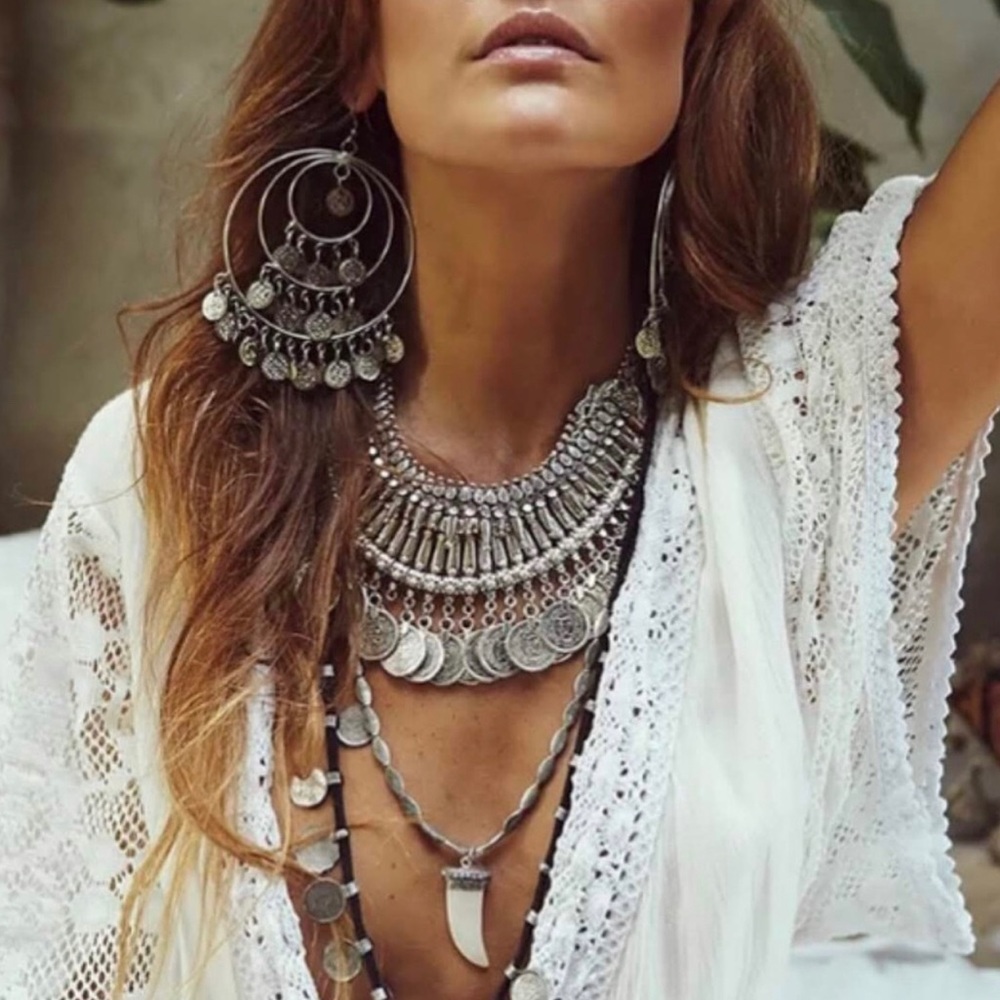 🆕 Bohemian Silver Coin Choker Statement Necklace